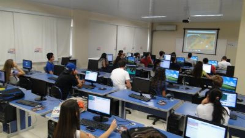 Apresentação Alice 