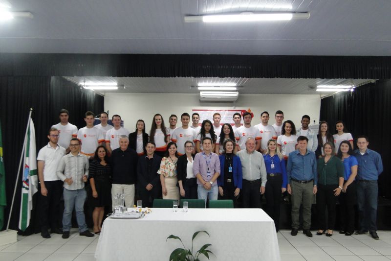 Formatura Aprender e Crescer