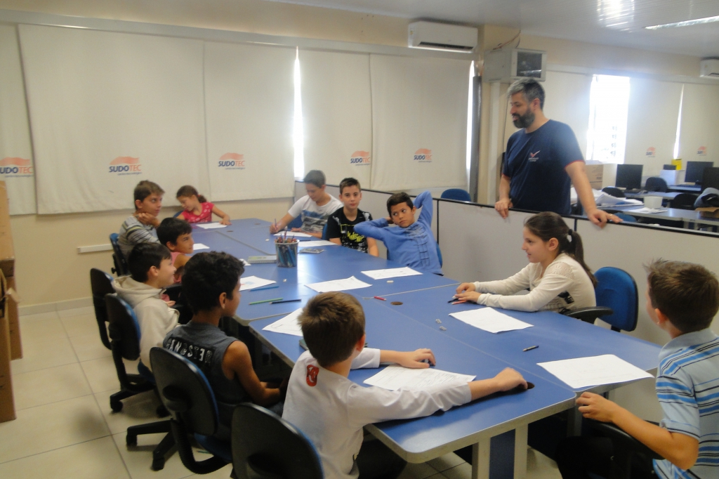 Aulas de Criação e Prototipagem iniciaram nesta terça-feira