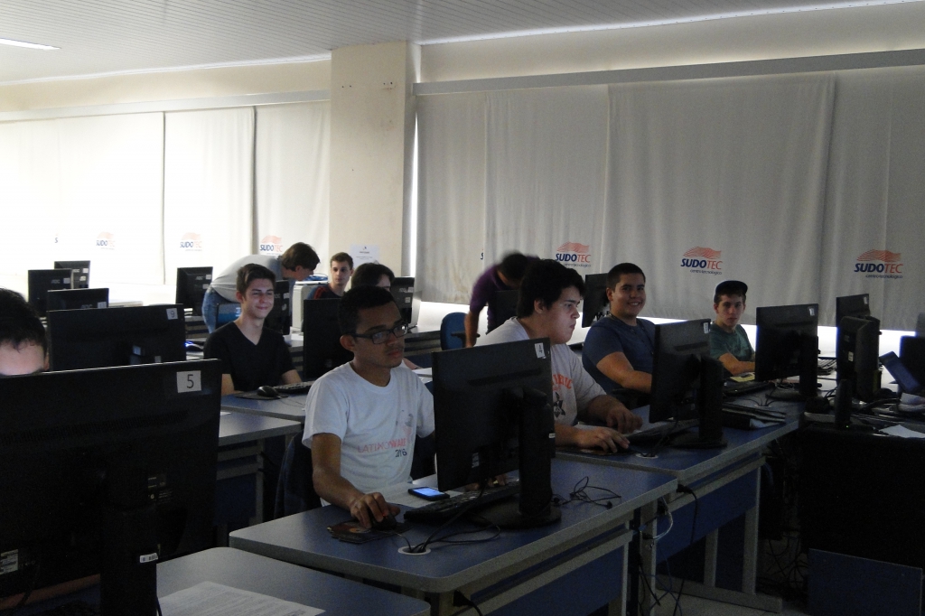 Aconteceu nesse sábado 8 de abril o FLISOL 2017