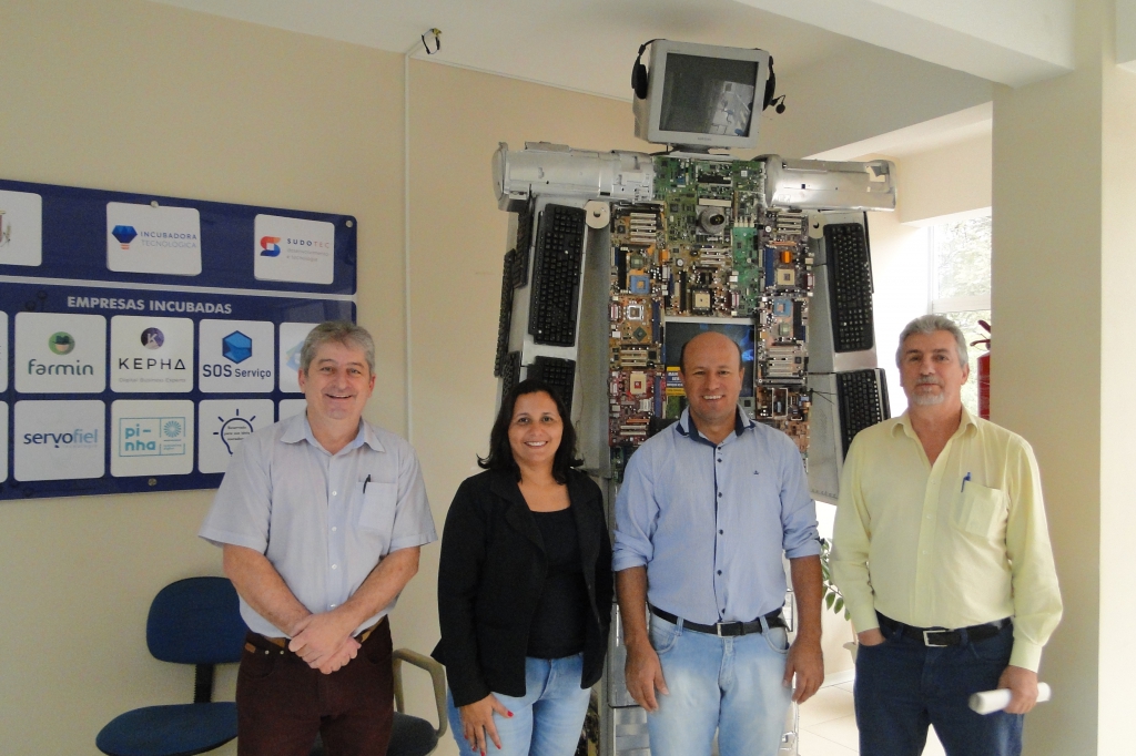 Secretários de Dois Vizinhos visitam a Sudotec