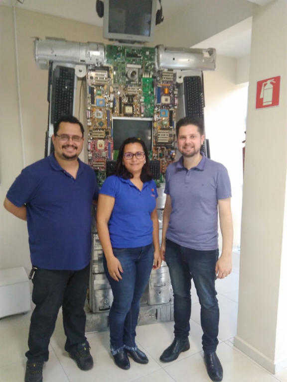 Incubadora Sudotec recebe visita do Gerente Executivo da Acima