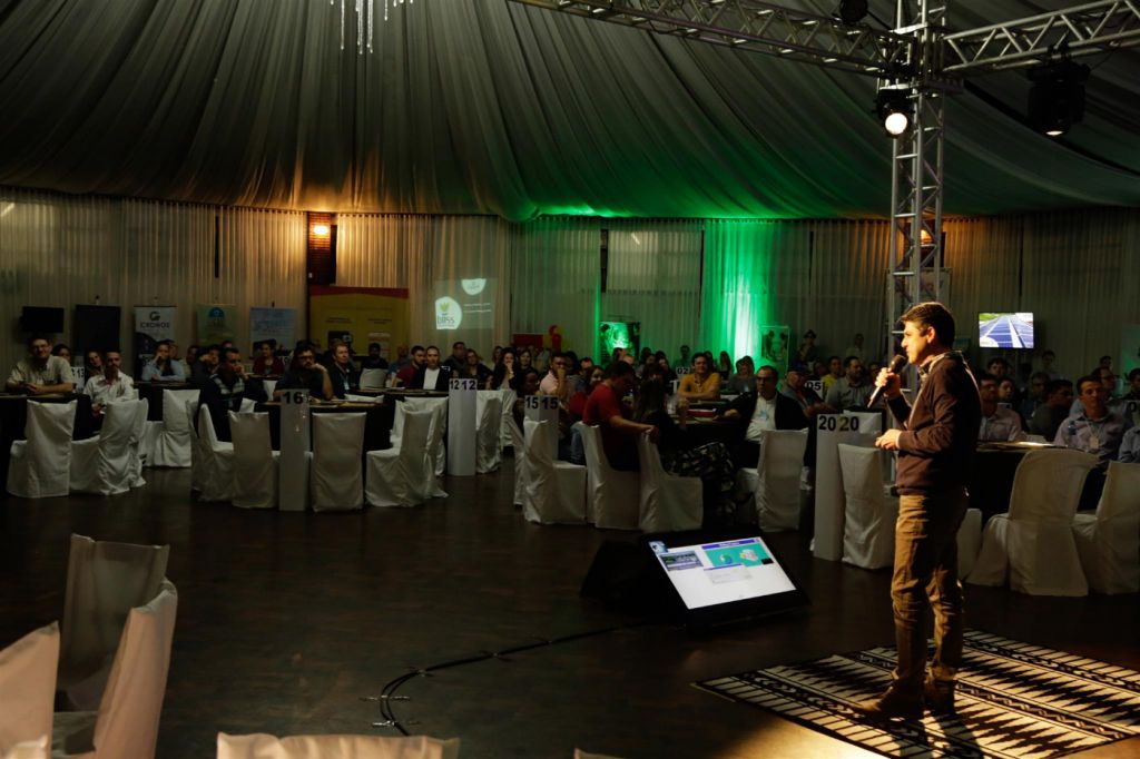 Primeira Rodada de Negócios de Dois Vizinhos