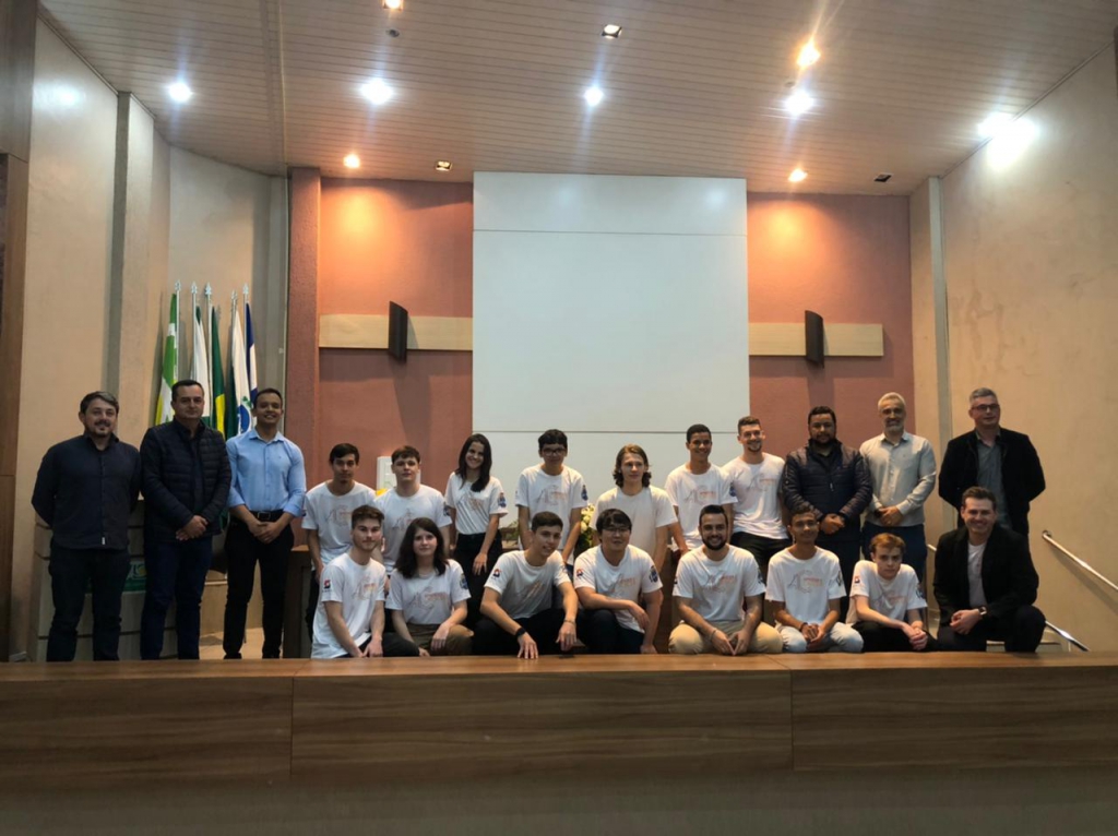 FORMATURA DA 18ª TURMA DO PROJETO APRENDER & CRESCER 