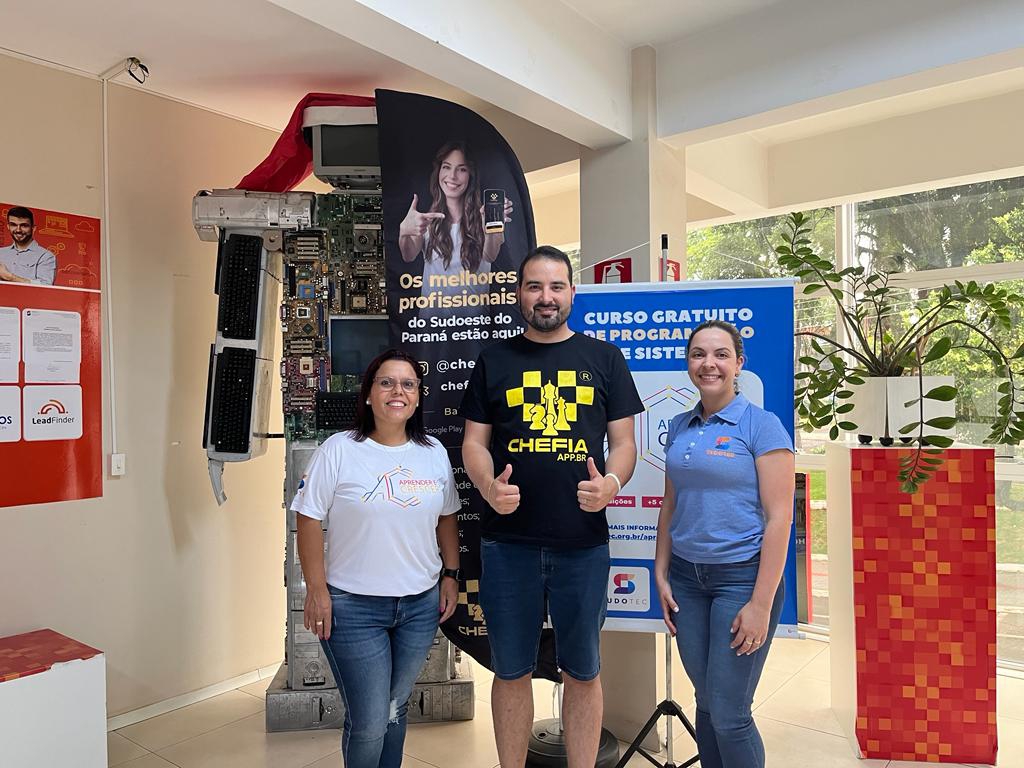 Recepção a empresa incubada CHEFIA APP BR