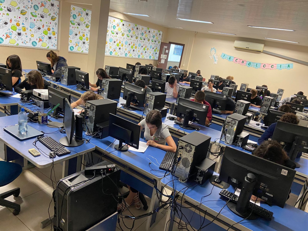 Lista dos alunos aprovados para 2º etapa do Projeto Aprender e Crescer