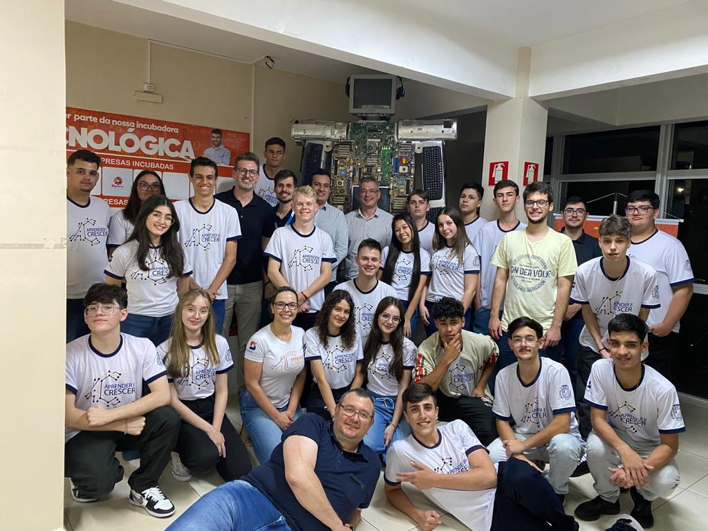 SUDOTEC REALIZA BANCA DE AVALIAÇÃO DE PROJETO DA TURMA DO APRENDER E CRESCER.