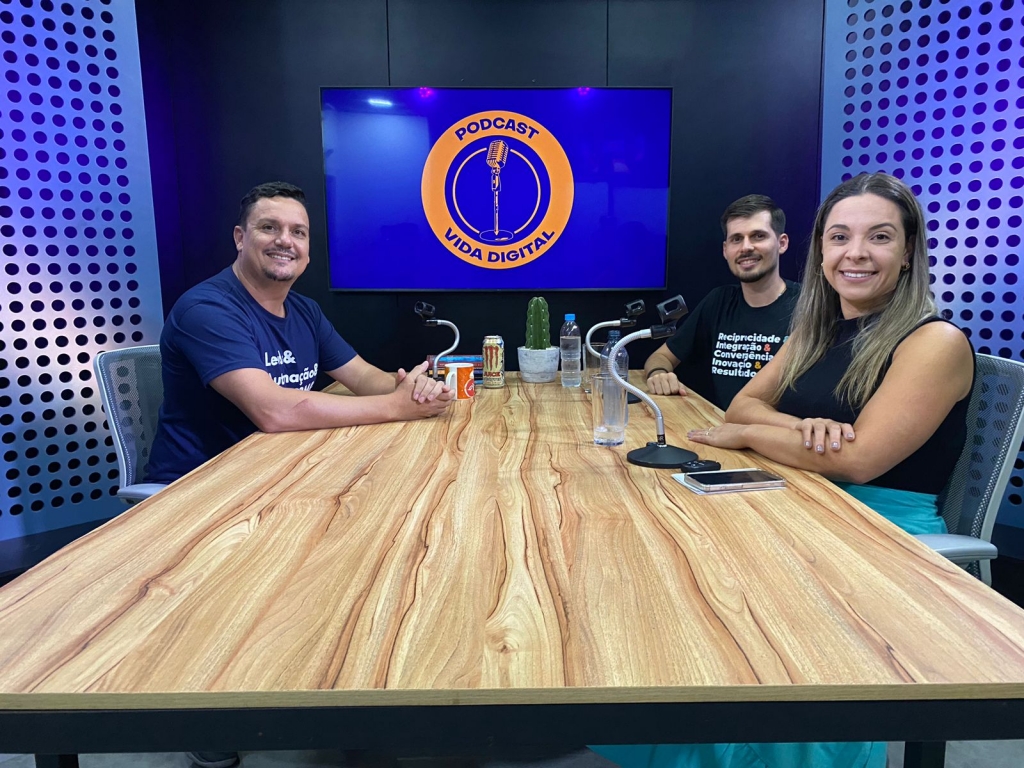 COORDENADORA DA SUDOTEC PARTICIPA DE PODCAST VIDA DIGITAL