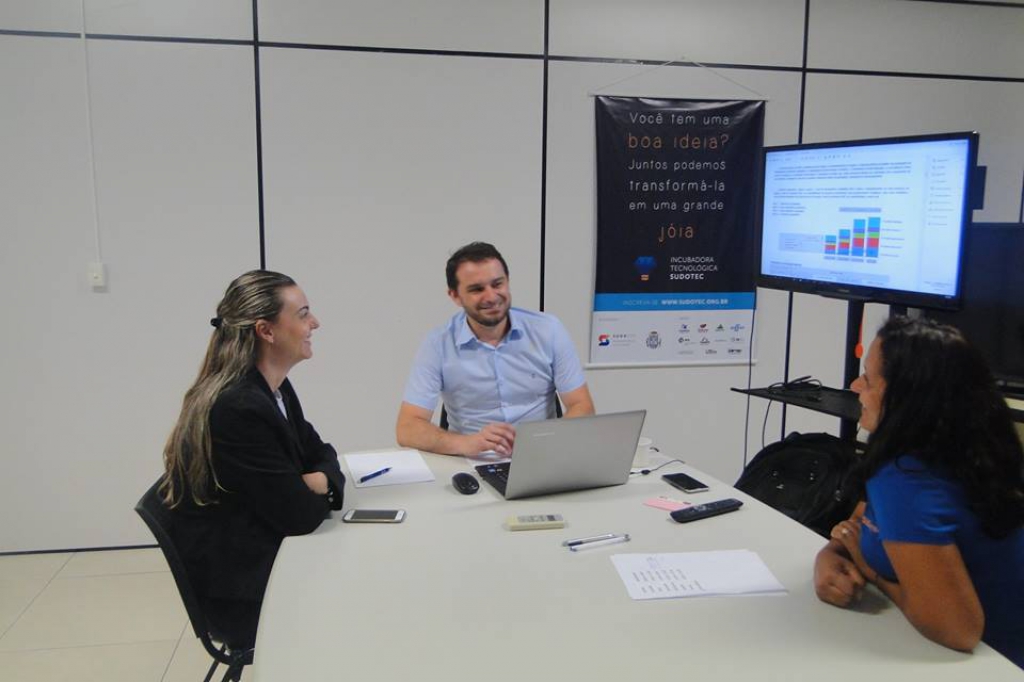 Empresas Incubadas recebem devolutivas de metodologia MAC