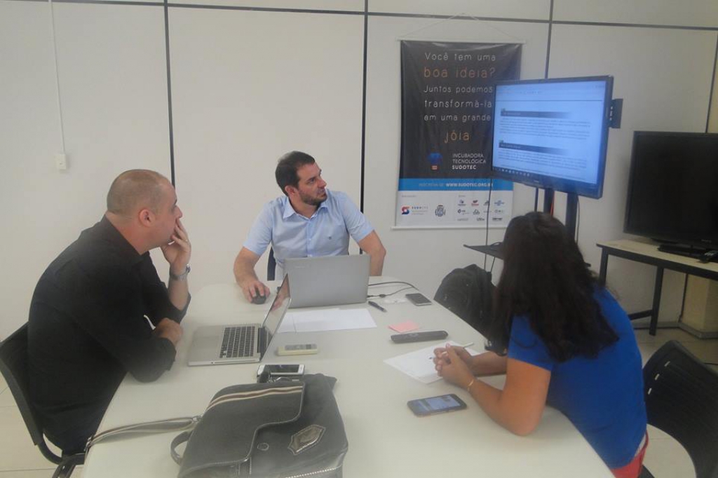 Empresas Incubadas recebem devolutivas de metodologia MAC