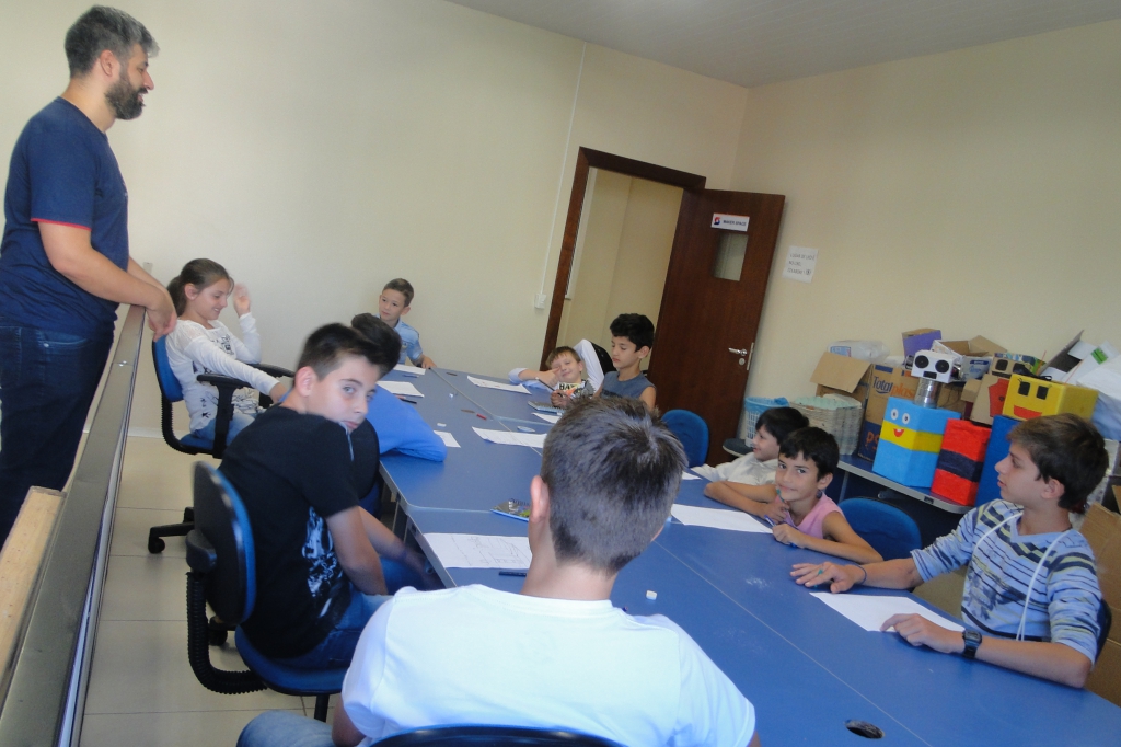 Aulas de Criação e Prototipagem iniciaram nesta terça-feira