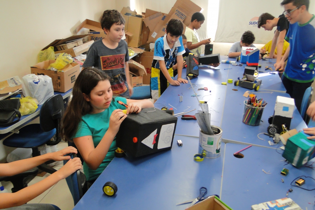 Aulas de Criação e Prototipagem 