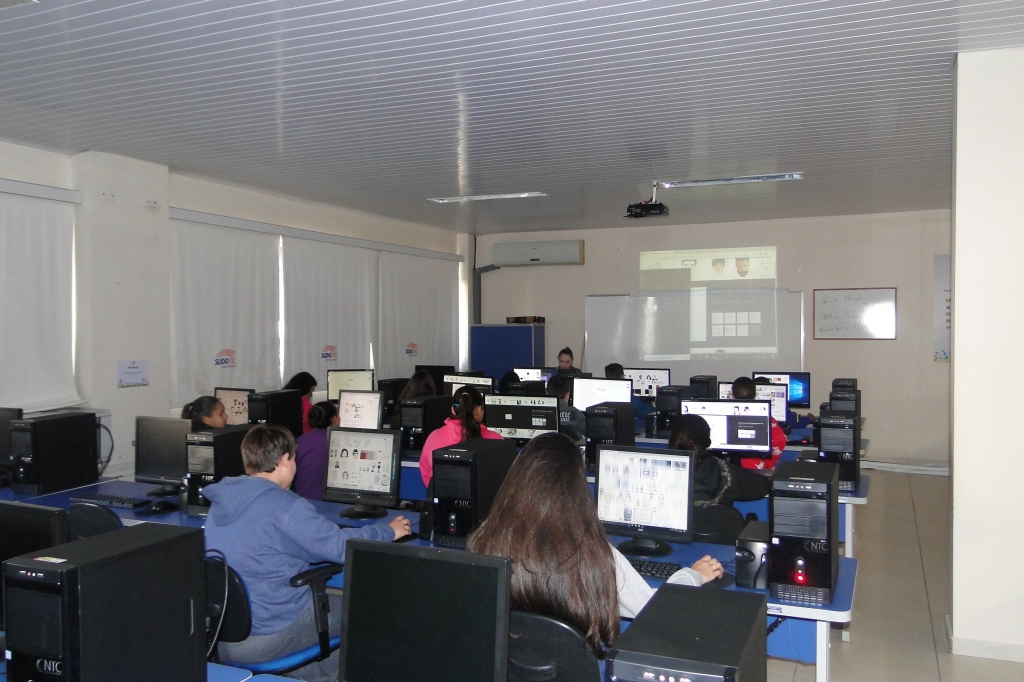 Projeto Inclusão Digital tem melhoria nos laboratórios 