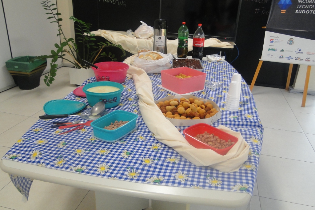 Incubadas realizam festa Junina na Sudotec