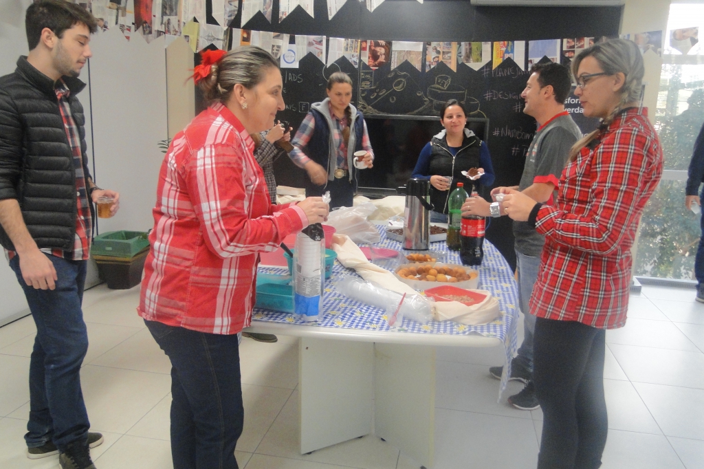 Incubadas realizam festa Junina na Sudotec