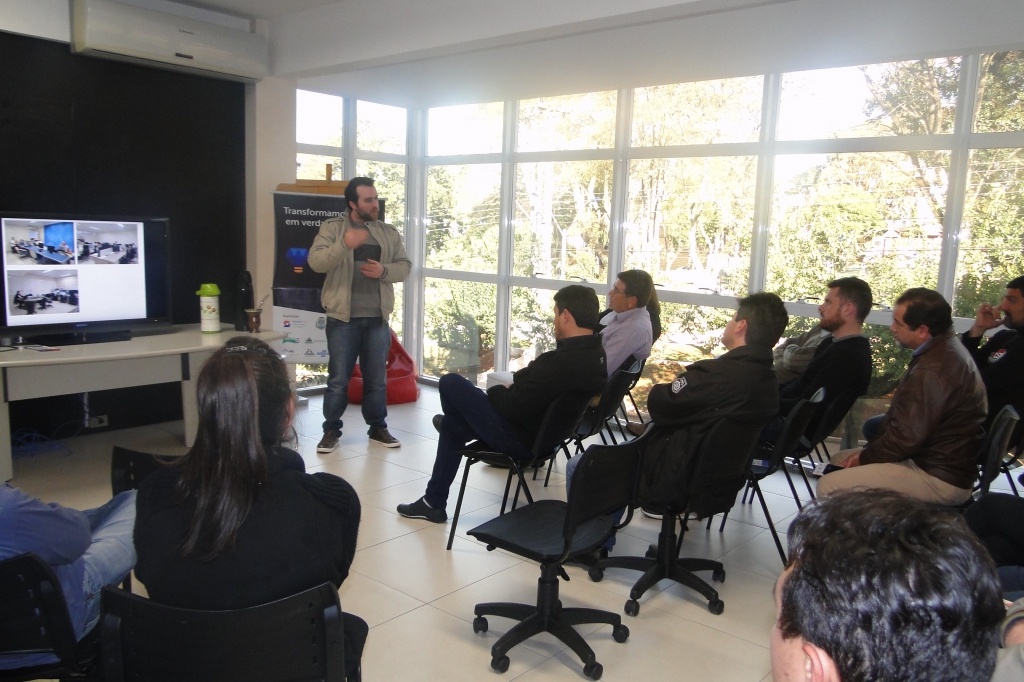 Sudotec recepciona Comitiva do Norte do PR