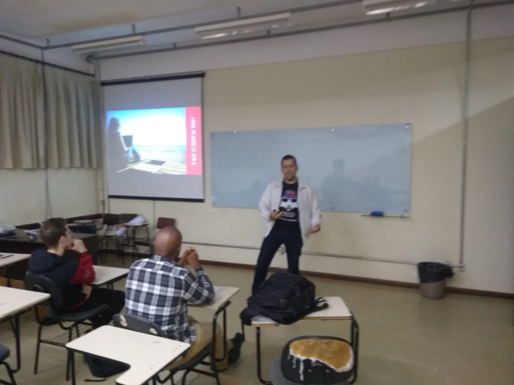 Incubadora Sudotec promove Workshop Criação de Negócios Digitais em parceria com o Curso  Engenharia de Software da UTFPR