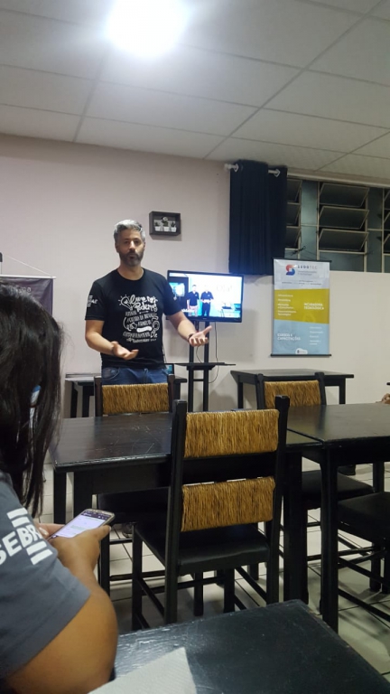 Realização Primeio MEETUP Sudovalley Dois Vizinhos 2019