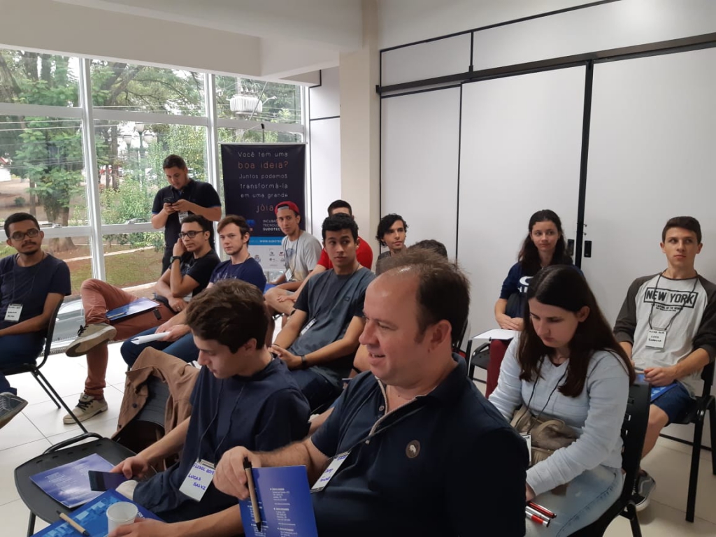 Realização do Flisol e da Maratona de Programação 