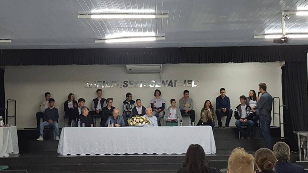 FORMANDO DA 15ª EDIÇÃO DO PROJETO APRENDER E CRESCER