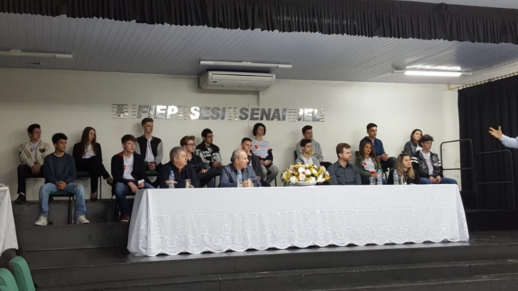 FORMANDO DA 15ª EDIÇÃO DO PROJETO APRENDER E CRESCER