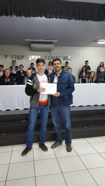 FORMANDO DA 15ª EDIÇÃO DO PROJETO APRENDER E CRESCER