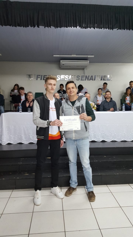 FORMANDO DA 15ª EDIÇÃO DO PROJETO APRENDER E CRESCER