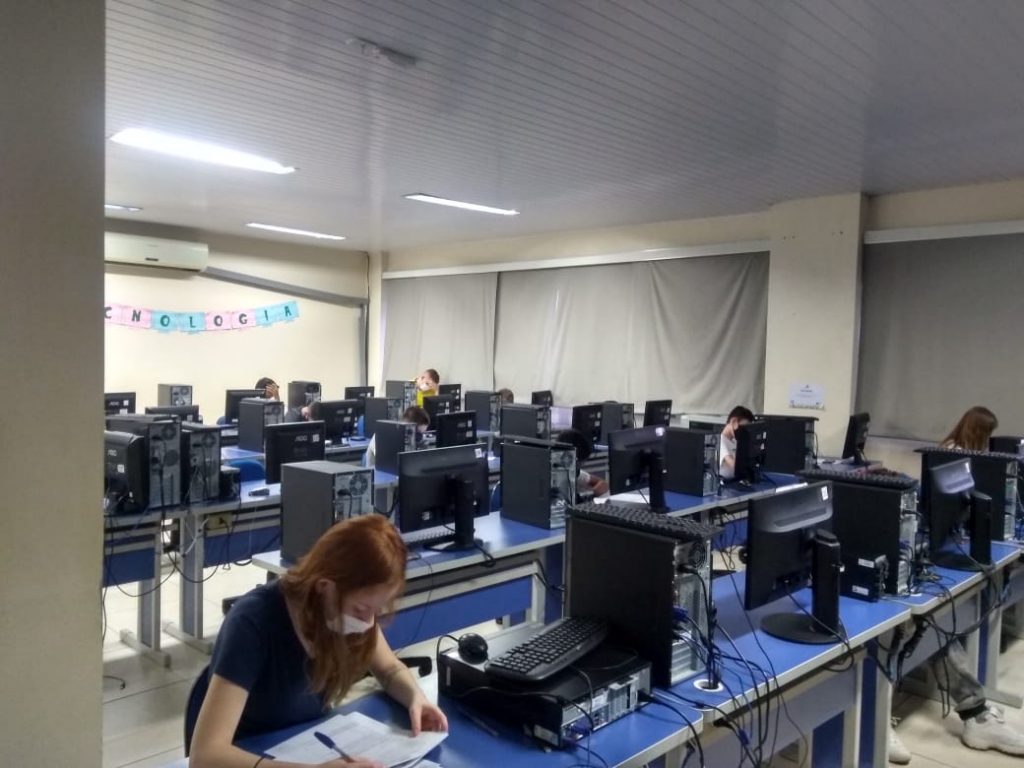 SELECIONADOS PARA 2ª FASE DO PROJETO APRENDER & CRESCER - 2021