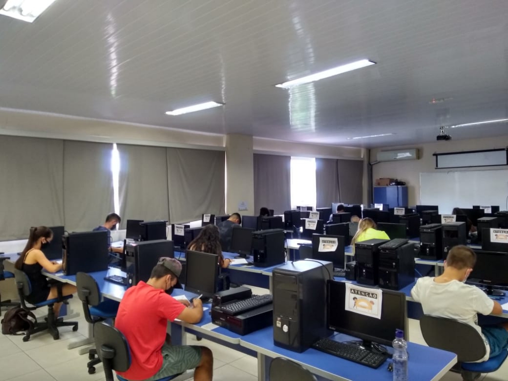 SELECIONADOS PARA 2ª FASE DO PROJETO APRENDER & CRESCER - 2021