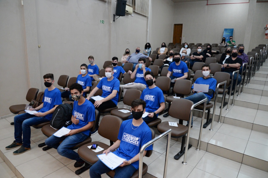 FORMATURA PROJETO APRENDER & CRESCER 2021