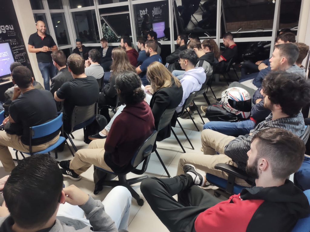 ALUNOS DO 6° PERÍODO DE ENGENHARIA DE SOFTWARE REALIZAM VISITA NA SUDOTEC