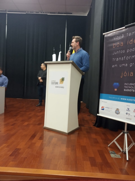 FORMATURA DA 19ª TURMA DO PROJETO APRENDER & CRESCER 