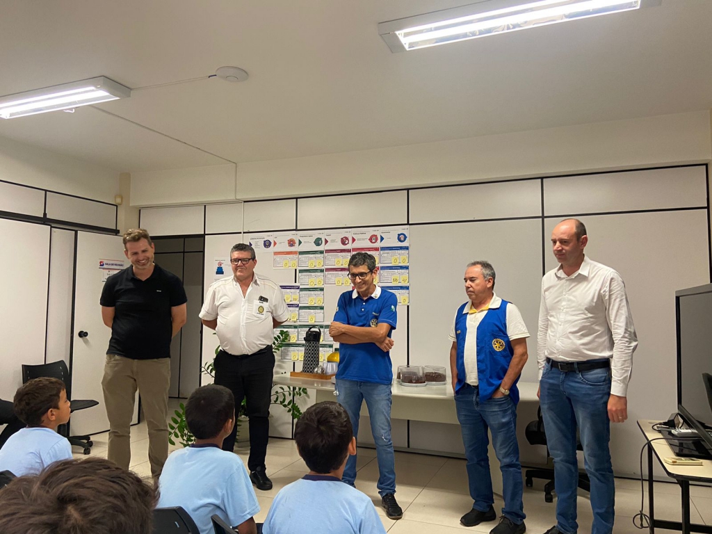 Assinatura contrato parceria Rotary Clube de Dois Vizinhos e Sudotec
