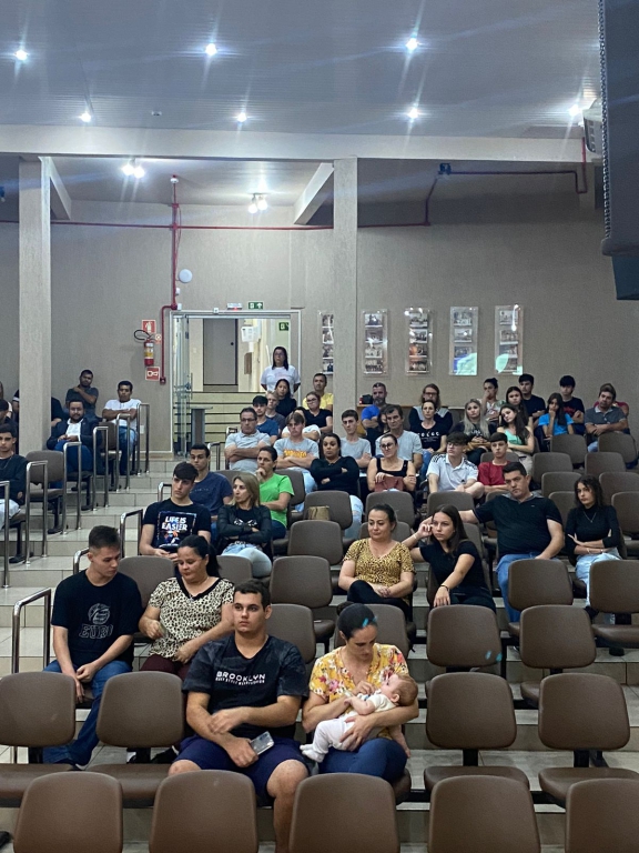 Reunião com os pais e responsáveis dos alunos do Aprender e Crescer