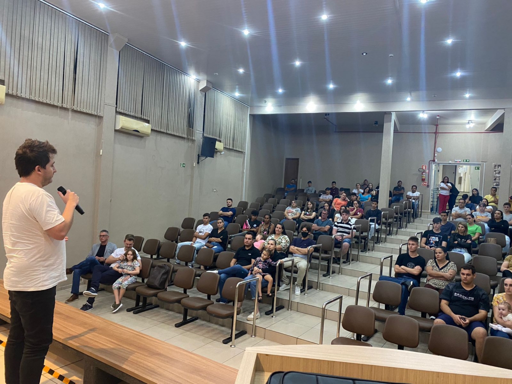 Reunião com os pais e responsáveis dos alunos do Aprender e Crescer