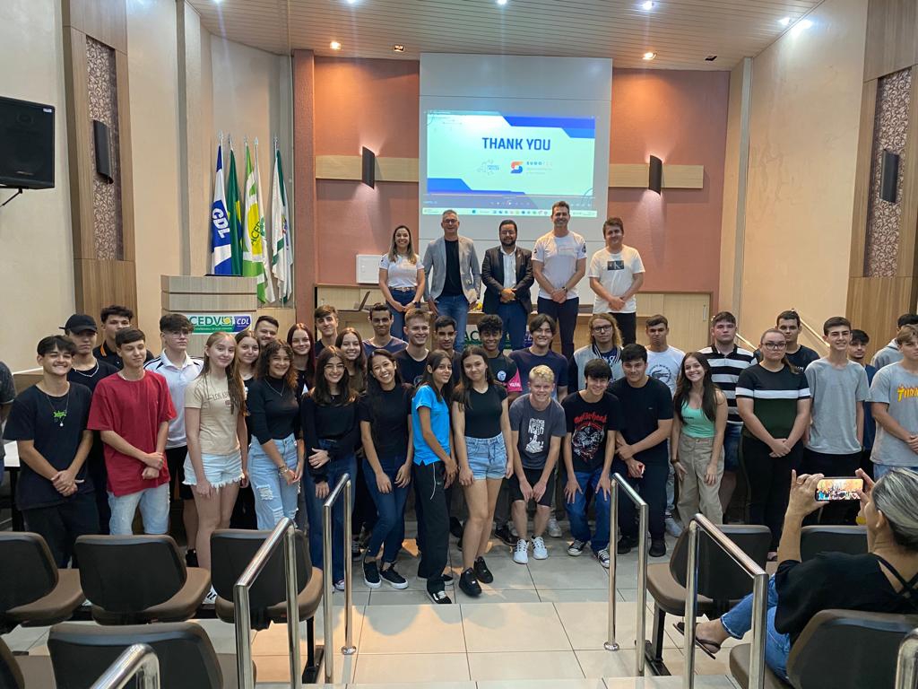 Reunião com os pais e responsáveis dos alunos do Aprender e Crescer