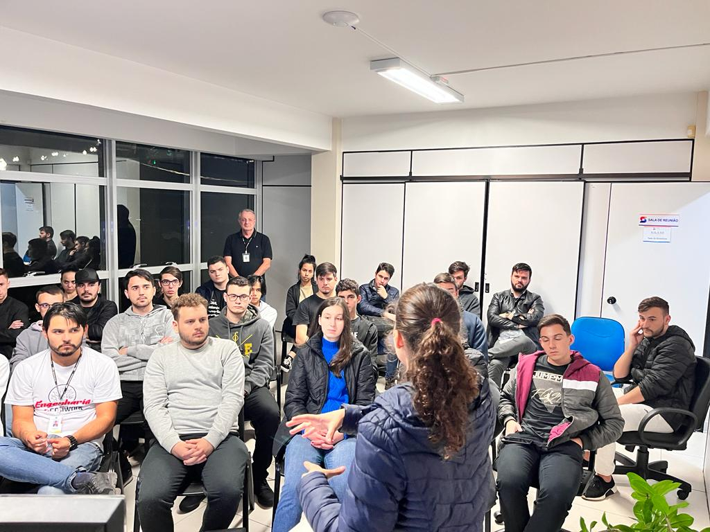 SUDOTEC RECEPCIONA ACADEMICOS DA UTFPR