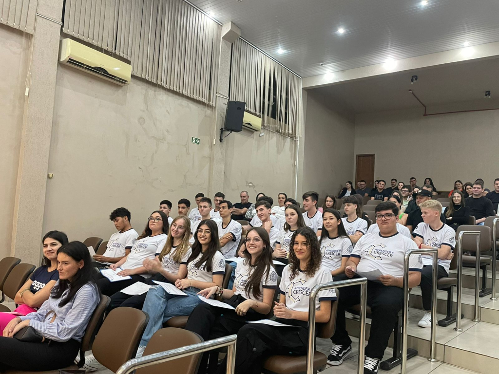 SUDOTEC REALIZA FORMATURA DA 19ª TURMA DO APRENDER E CRESCER.