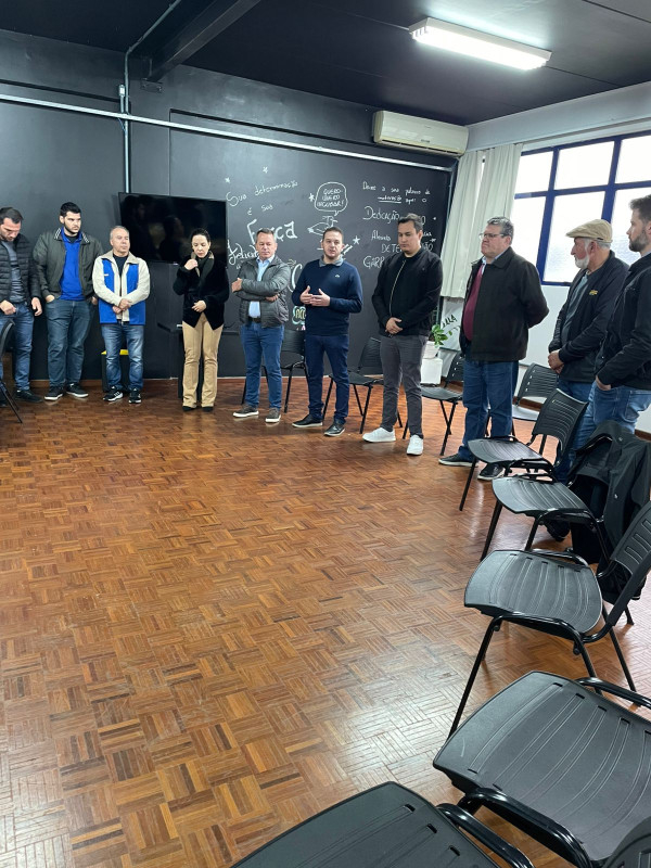 Rotary e Cresol realizam entrega de projeto  para Sudotec